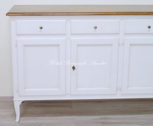 Credenza in legno massiccio con finitura colore bianco e top in legno di noce lunghezza 2 metri